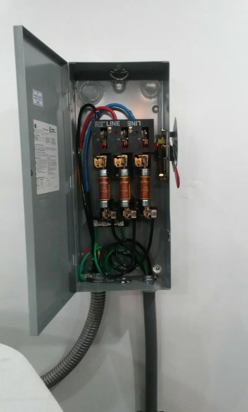 Three-phase disconnect switch installed for Smoke Detector Installation in Monrovia